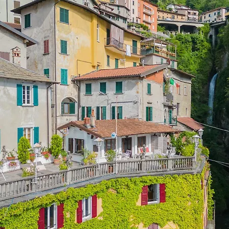 Lägenhet Terrace On Orrido Di Waterfall By Rent Nesso