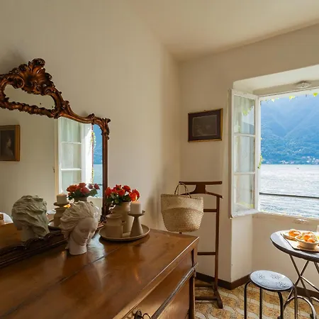 Lägenhet Terrace On Orrido Di Waterfall By Rent Nesso