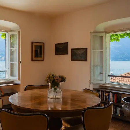 Terrace On Orrido Di Waterfall By Rent Apartmán Nesso